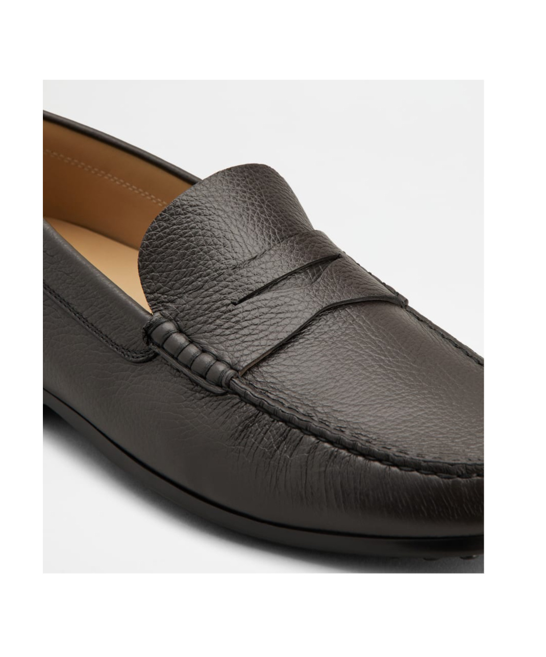 Tod's Gommino Almond Toe Loafers In Black