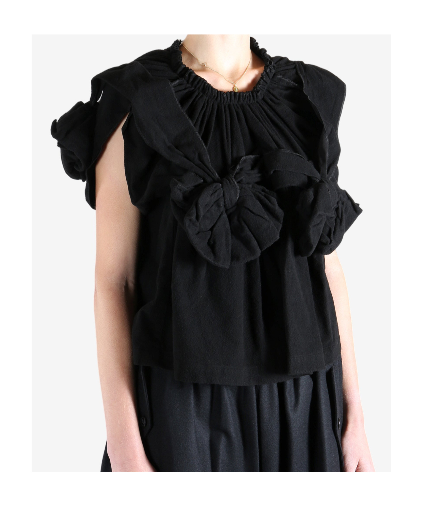 Comme Des Garçons Crew Neck Sleeveless T-shirt In Black