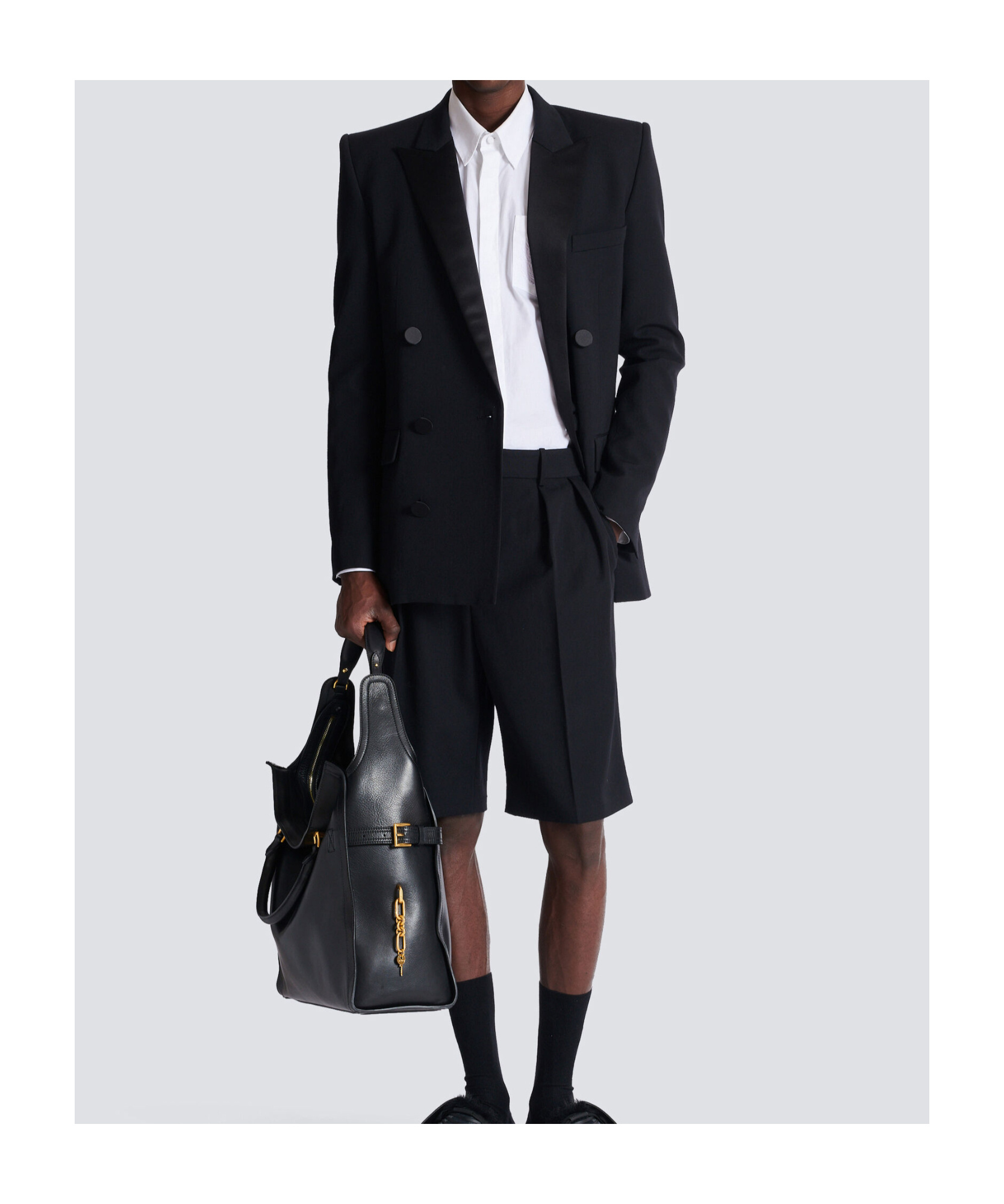 Balmain Grain De Poudre Pleated Bermuda Shorts In Blue