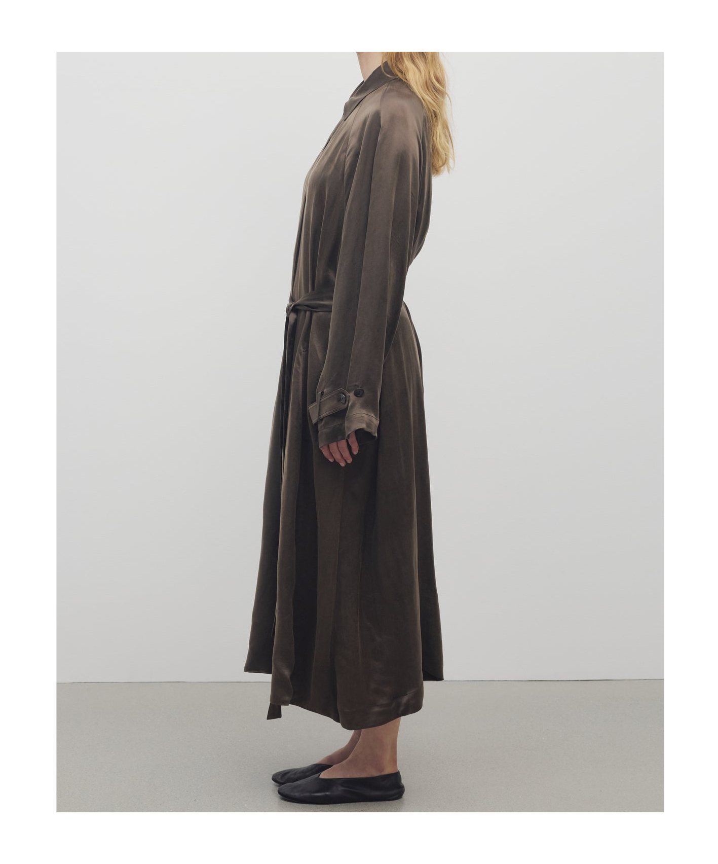 The Row Long Sleeve Coat In Green