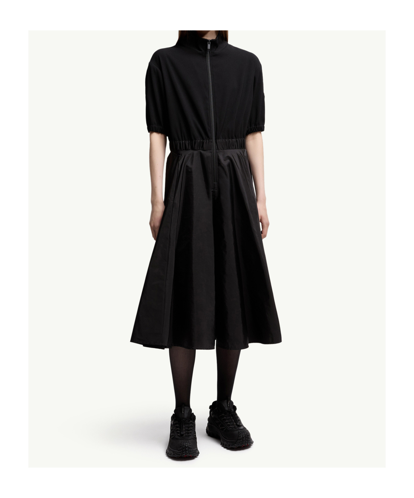 Moncler Robe Midi En Satin In Black