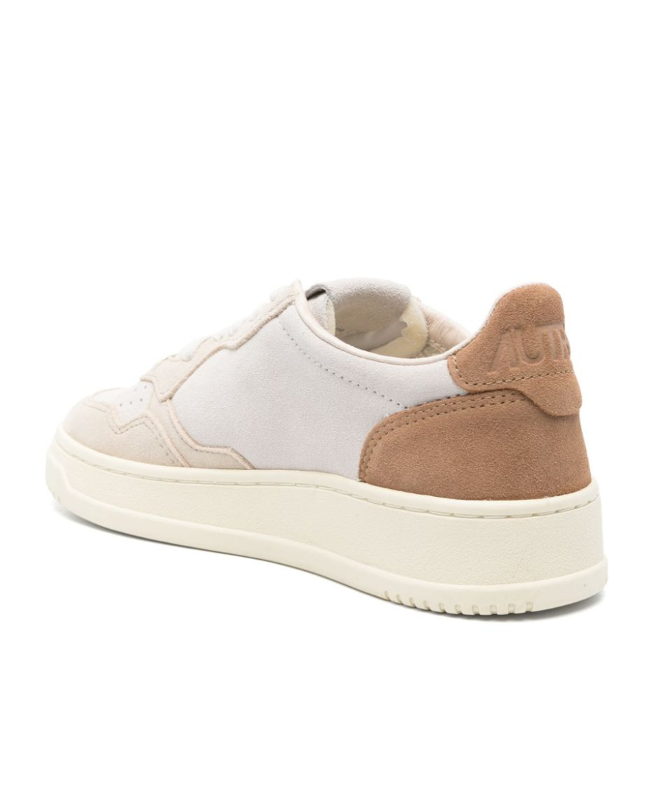 Autry Medalist Sneakers In White