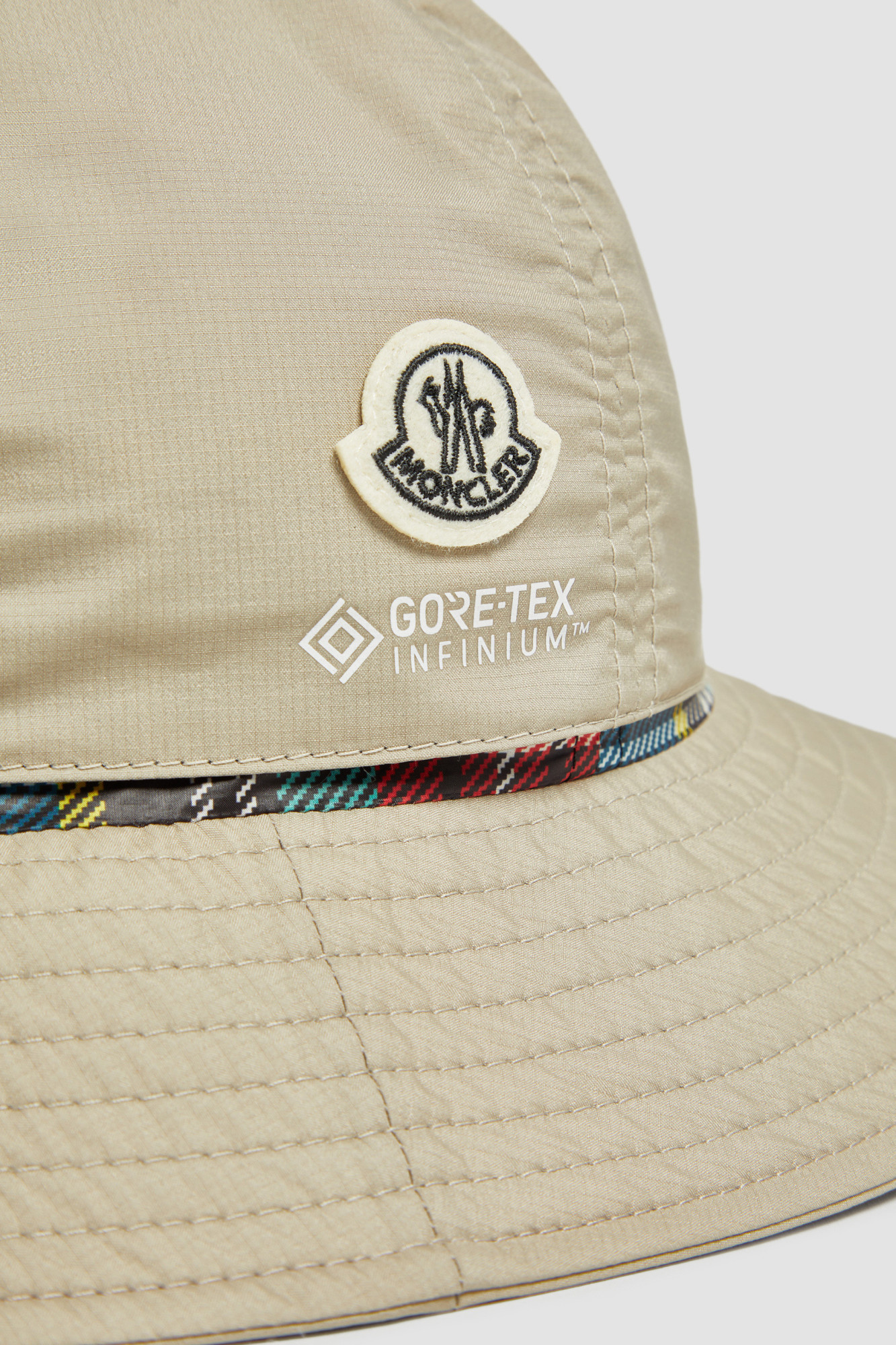 Moncler Bob Réversible X Frgmt In Nude