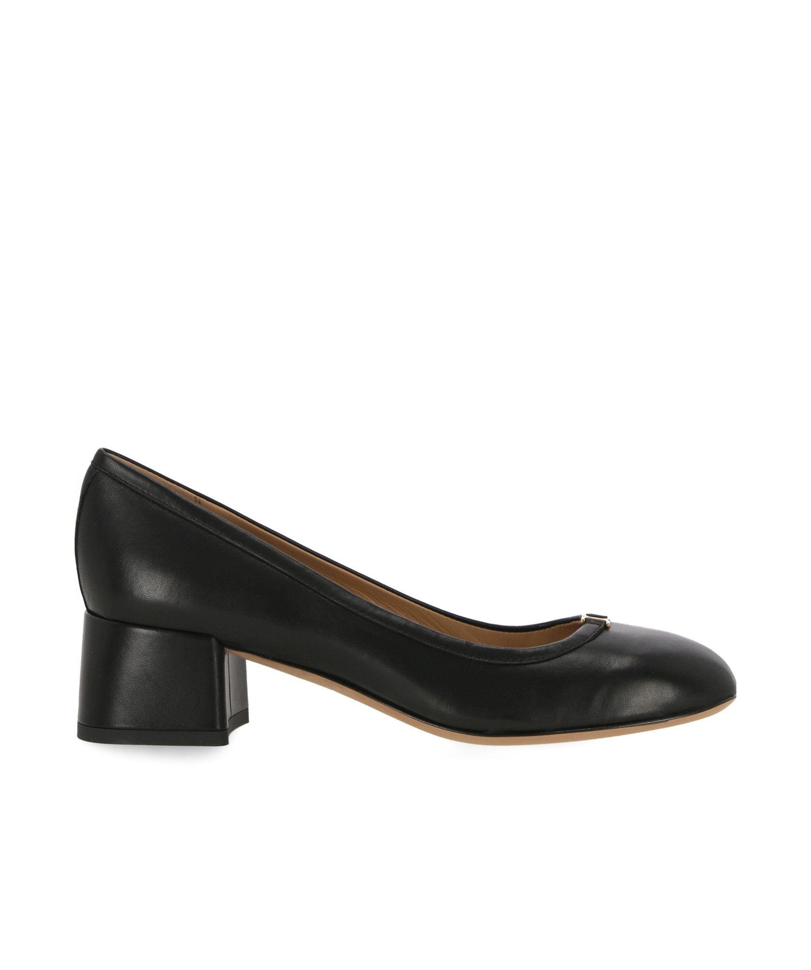 Shop Chloé 40mm Marcie Pumps In Black