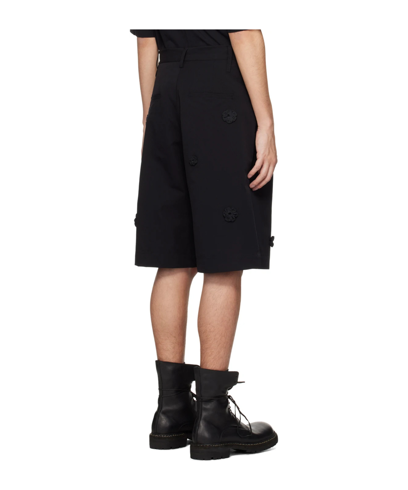 SONG FOR THE MUTE DAISY-EMBROIDERED 'BLACK' SHORTS
