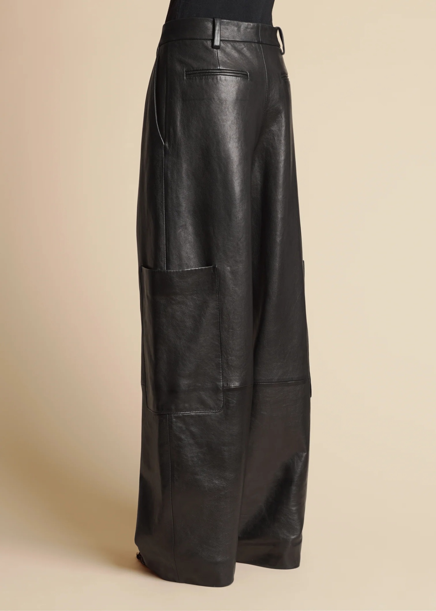 Khaite Wide Leg Cargo Trousers With Multiple Pockets In Black