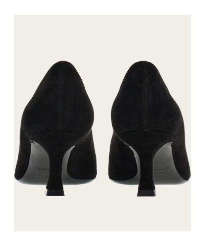Ferragamo With Heel In Black