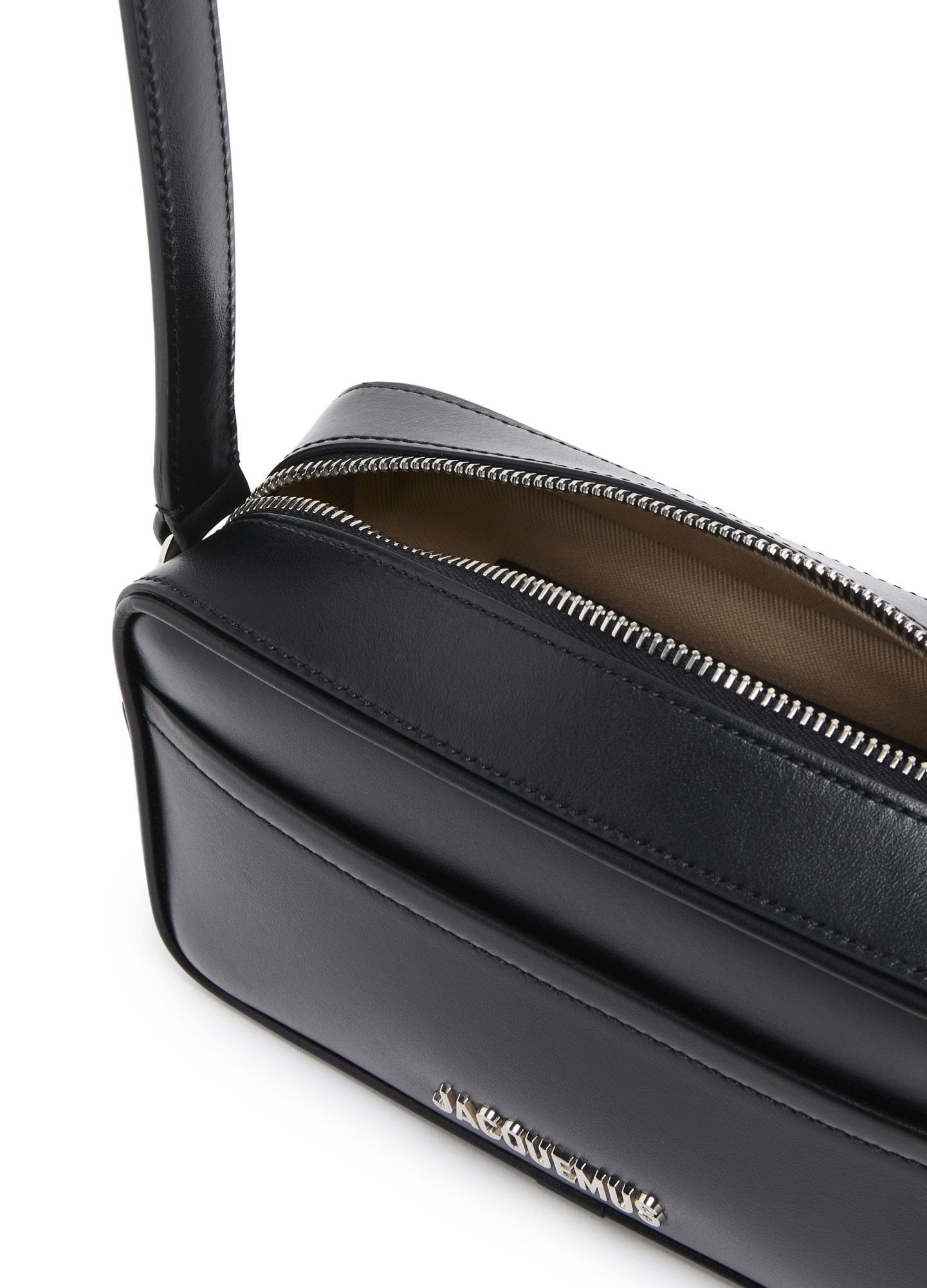 Shop Jacquemus Baneto Shoulder Bag In Black