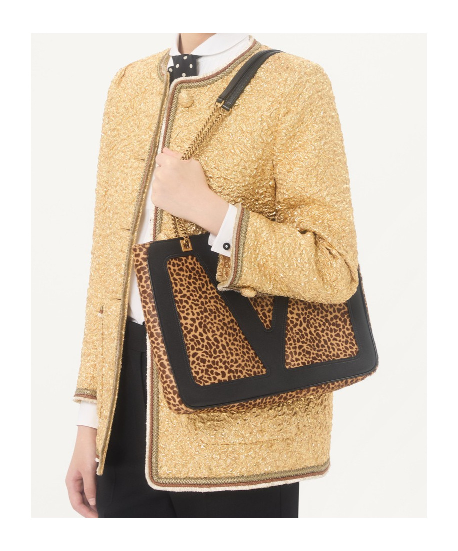 Valentino Garavani Viva Superstar Medium Shopping Bag In Calfskin With Pony Effect In Brown