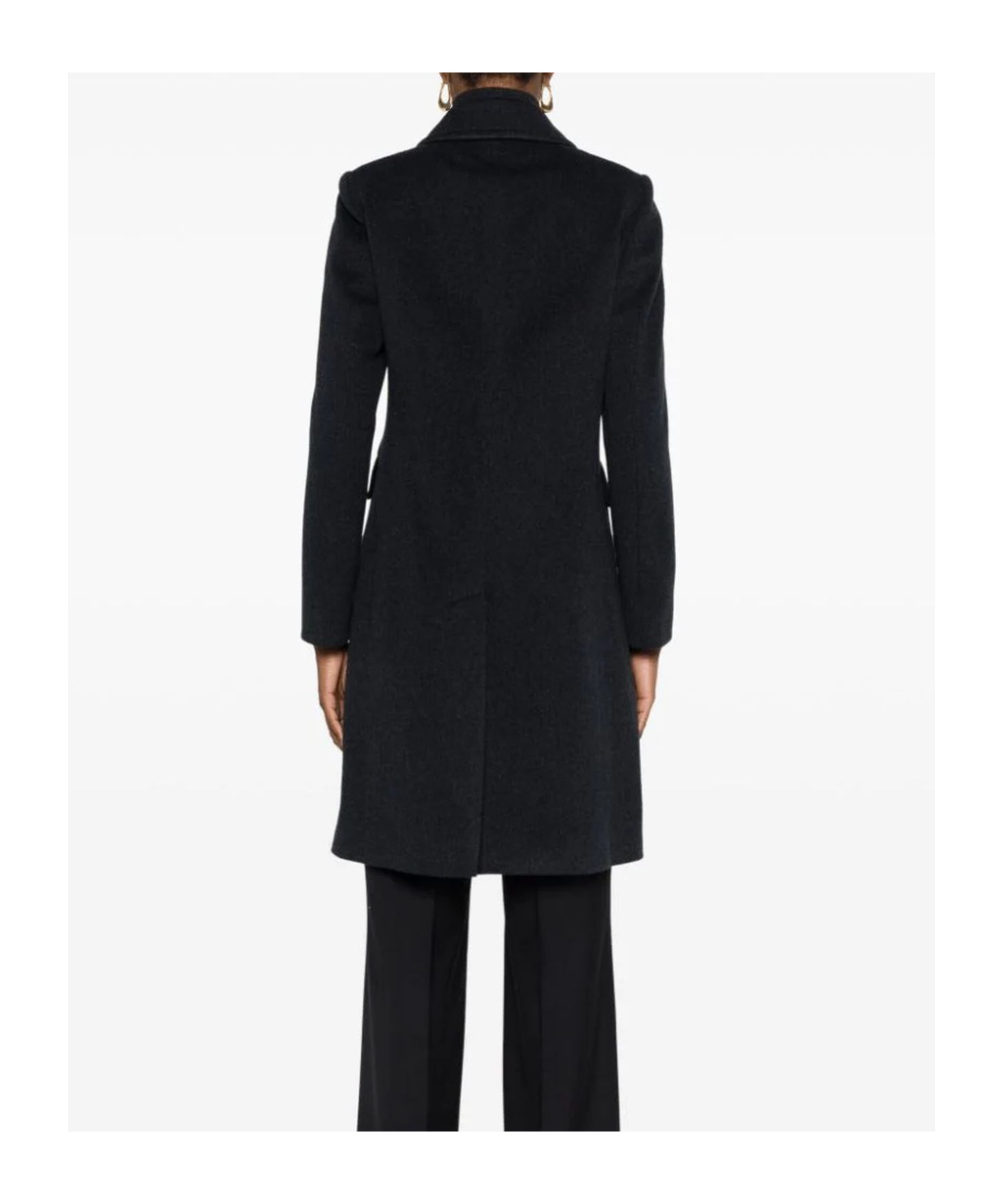 Tagliatore Hennie Coat In Black