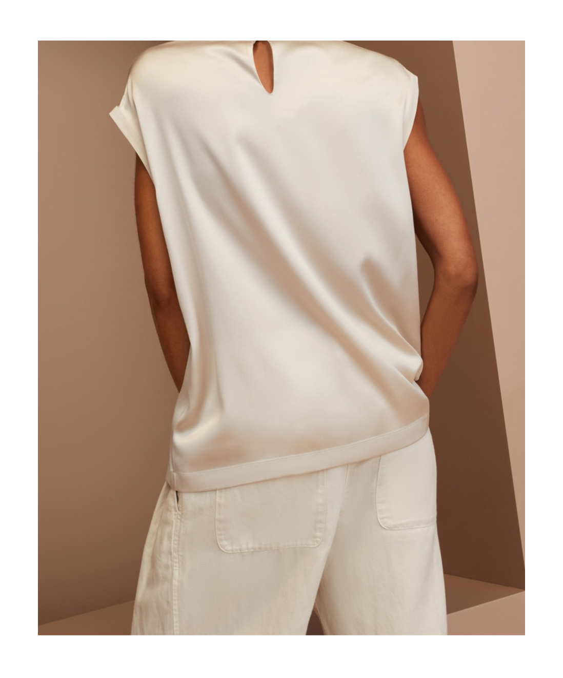 Brunello Cucinelli Cap-sleeve Satin-finish Blouse In Nude