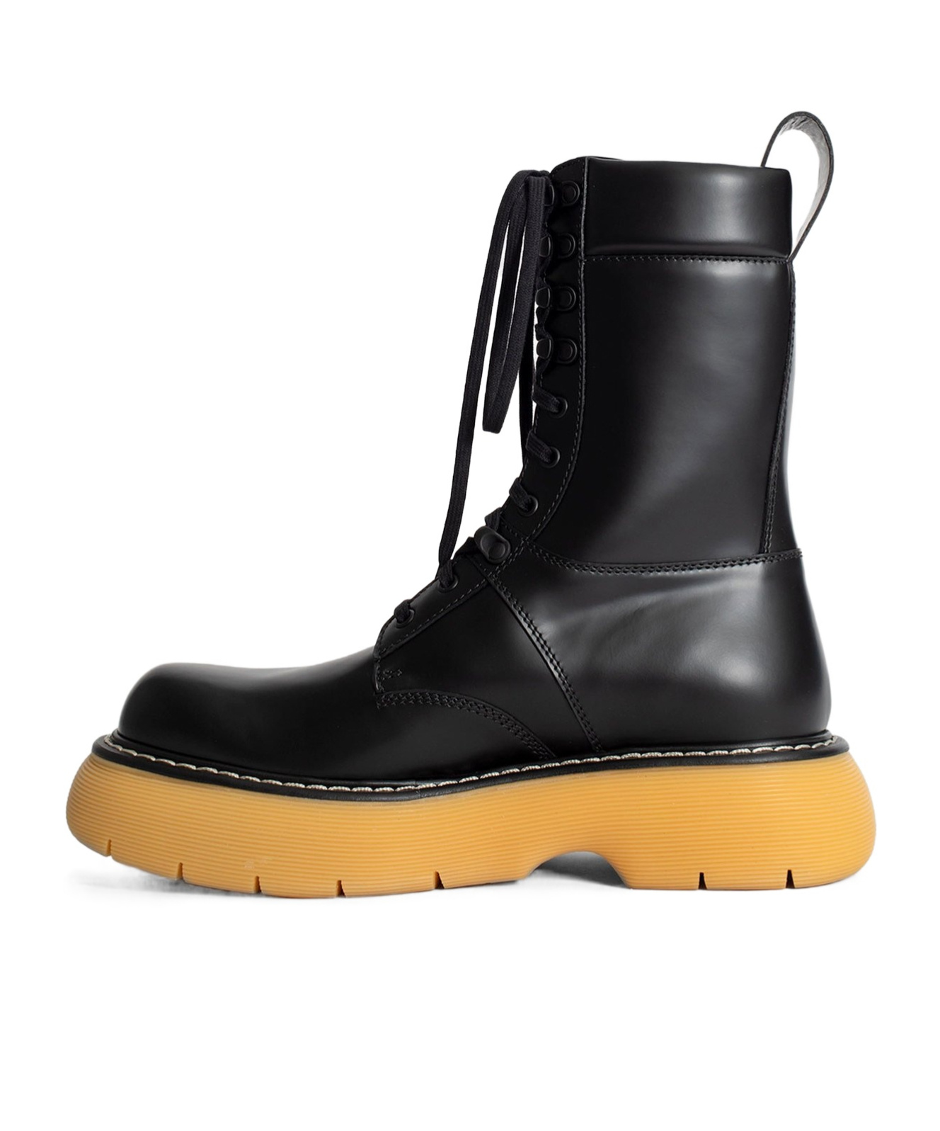 Bottega Veneta 35mm Bounce Brushed Leather Combat Boots In Black