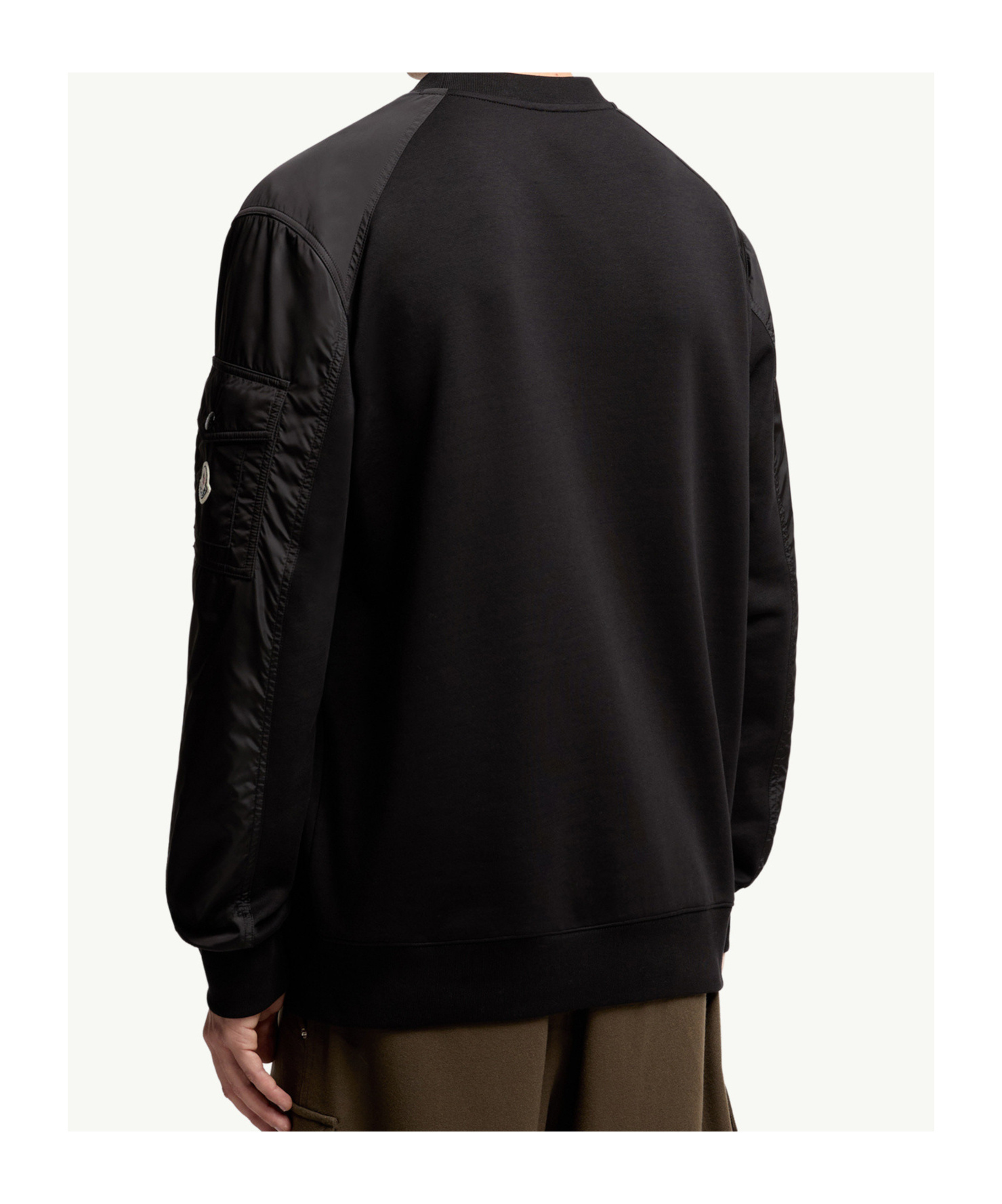 Moncler Mens Black Logo-patch Contrast-sleeve Cotton-blend Sweatshirt In Black