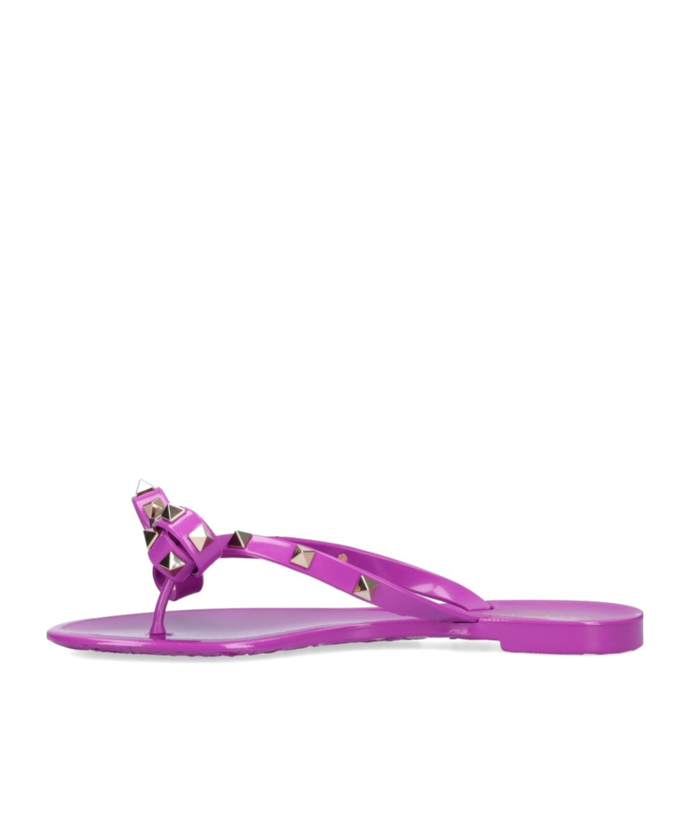 VALENTINO GARAVANI ROCKSTUD BOW-EMBELLISHED FLIP-FLOPS