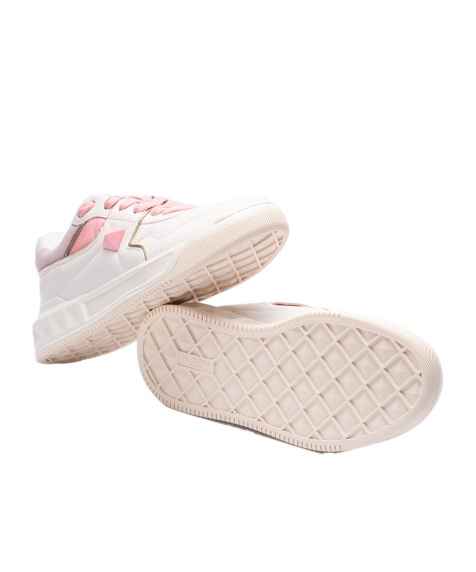 Valentino Low-cut Lace-up Sneakers In White