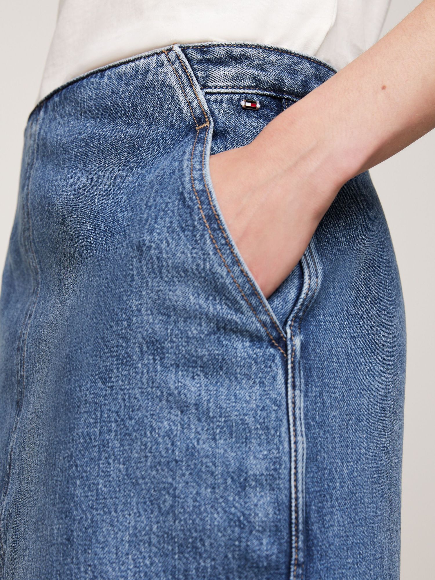 Tommy Hilfiger Logo Denim Skirt In Blue