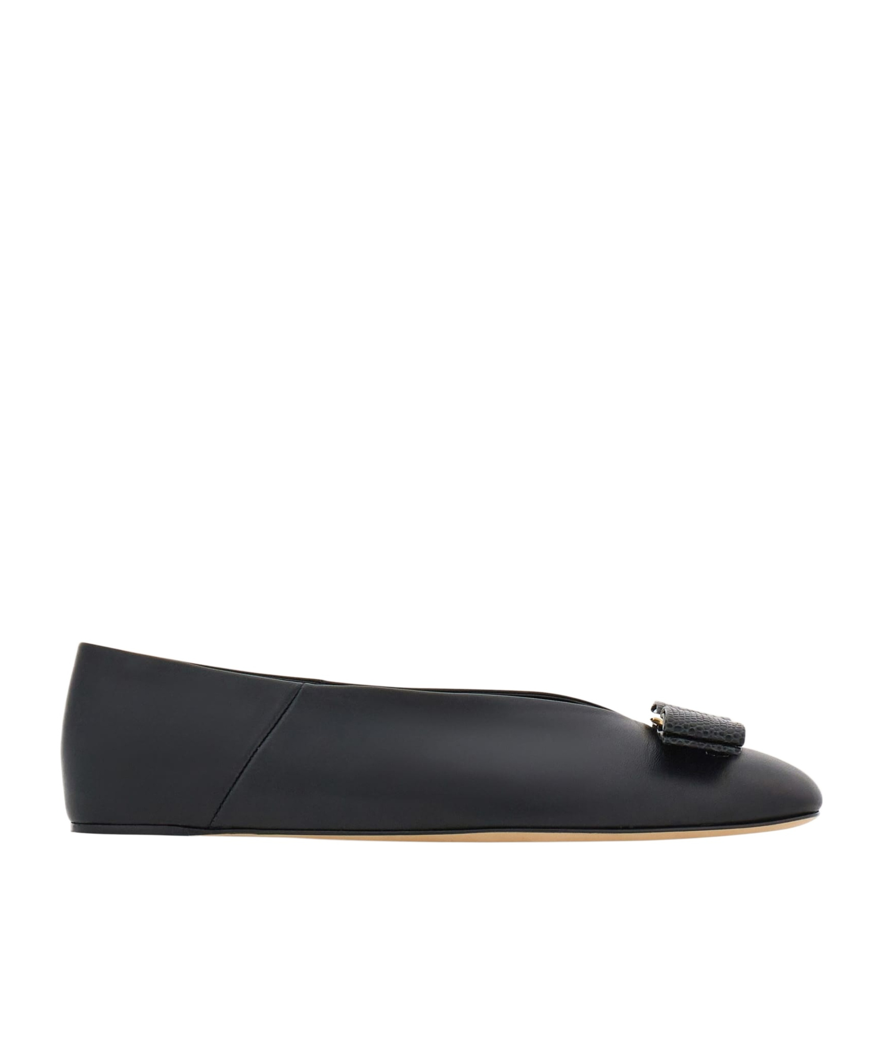 Ferragamo Vara Bow Ballet Flats In Black