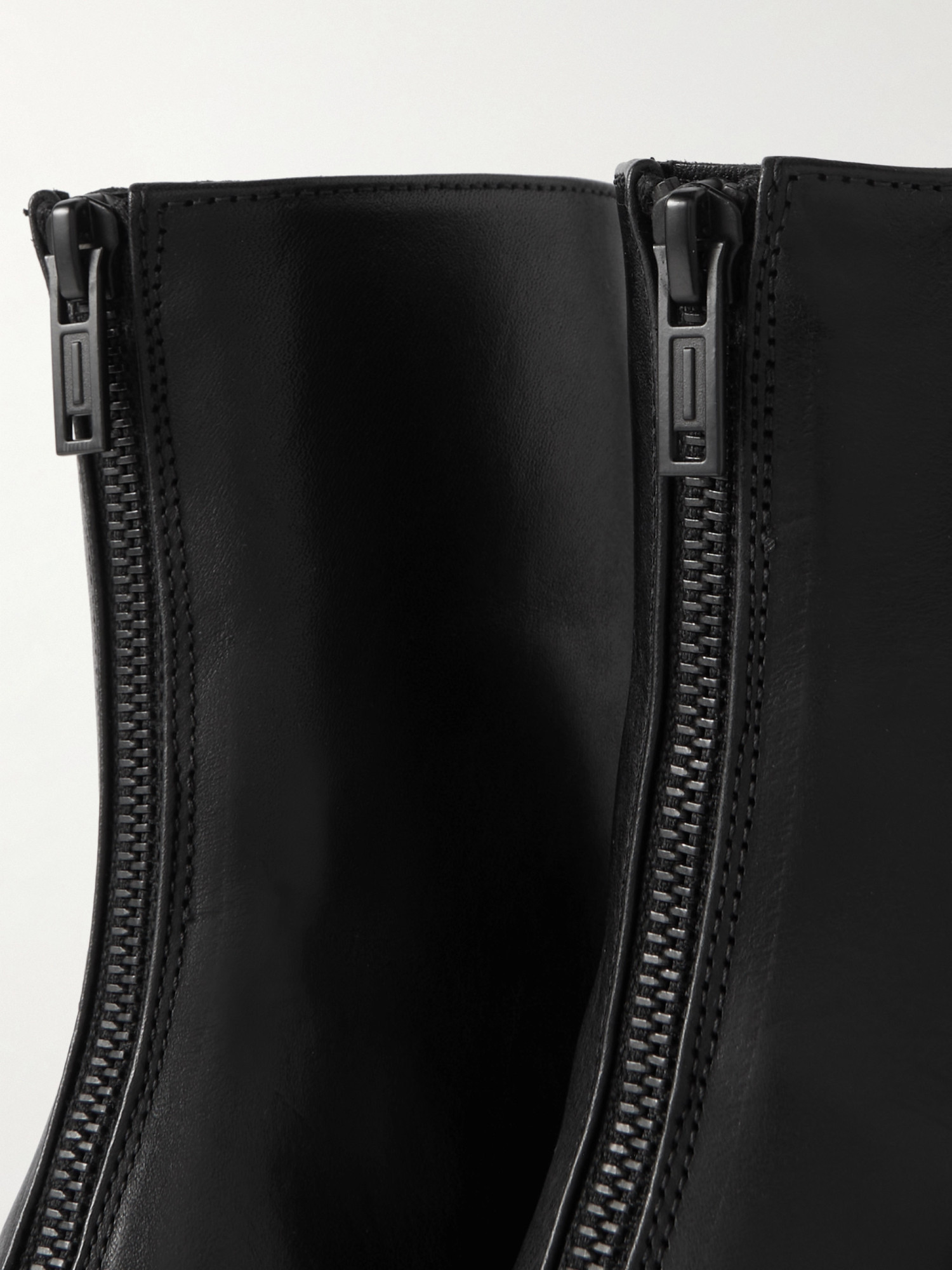 Ann Demeulemeester Zipper Boot In Black