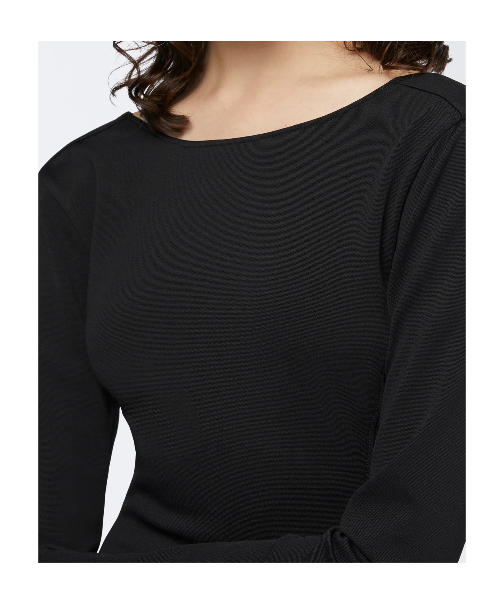 The Andamane Long-sleeved Dress In Black