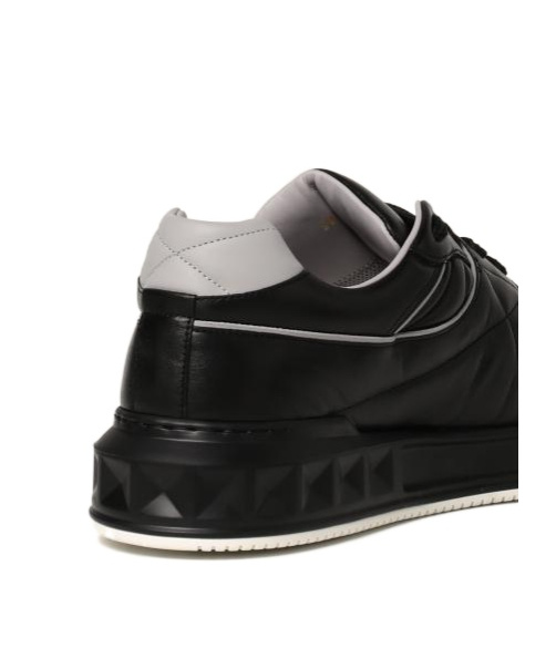 Valentino One Stud Low-top Sneakers In White