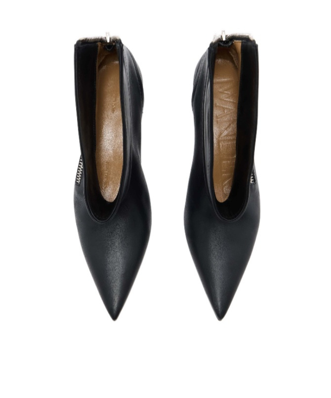 Jw Anderson Pointed Ankle Boots In Black