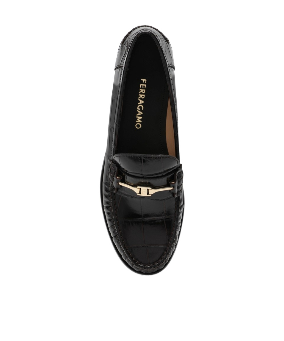 Ferragamo Black Maryan Loafers In Black