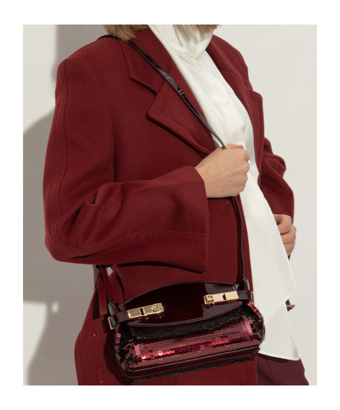 FERRAGAMO FERRAGAMO HUG SOFT CROSSBODY BAG