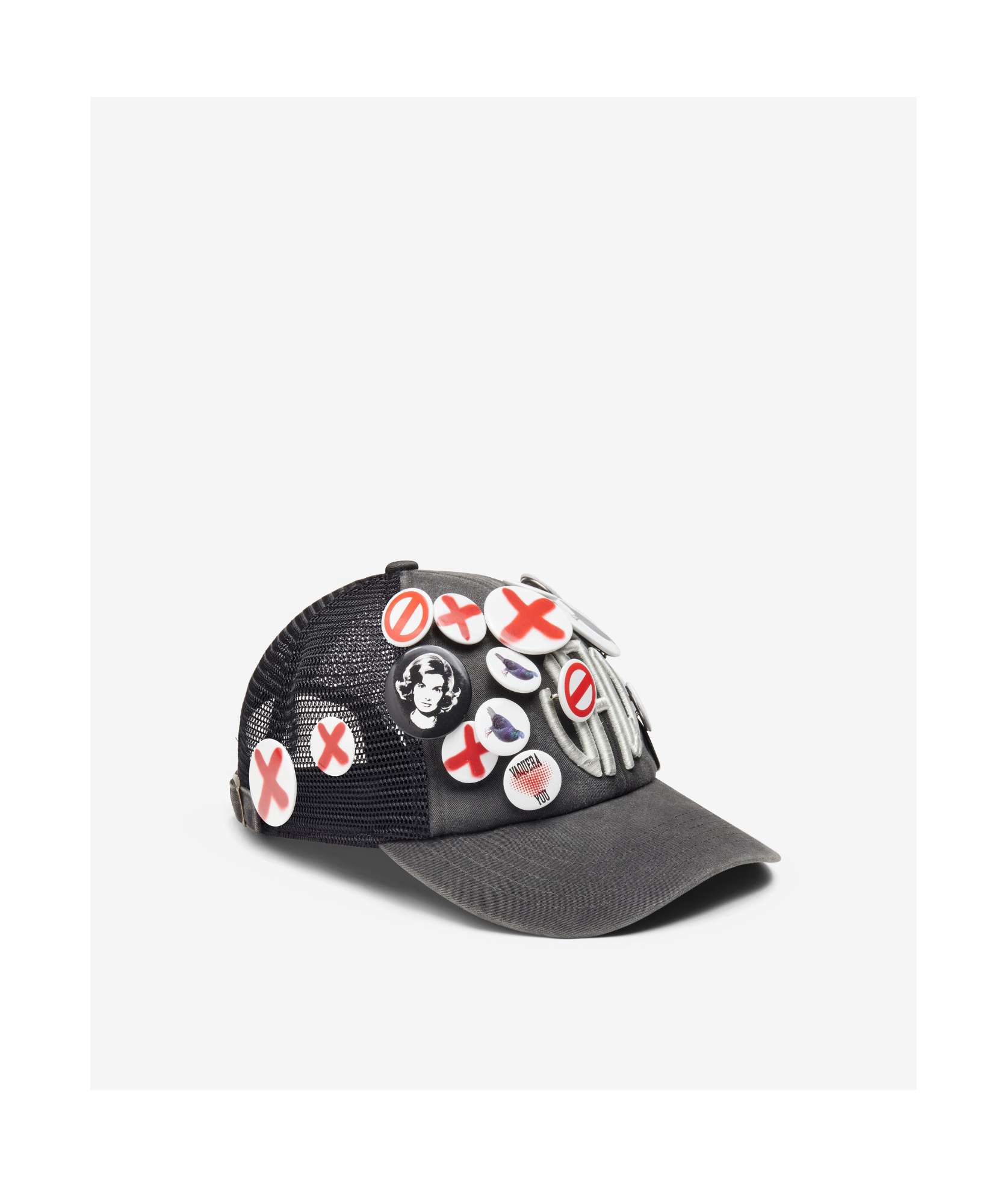Vaquera Logo Embroidered Trucker Hat With Pins In Black