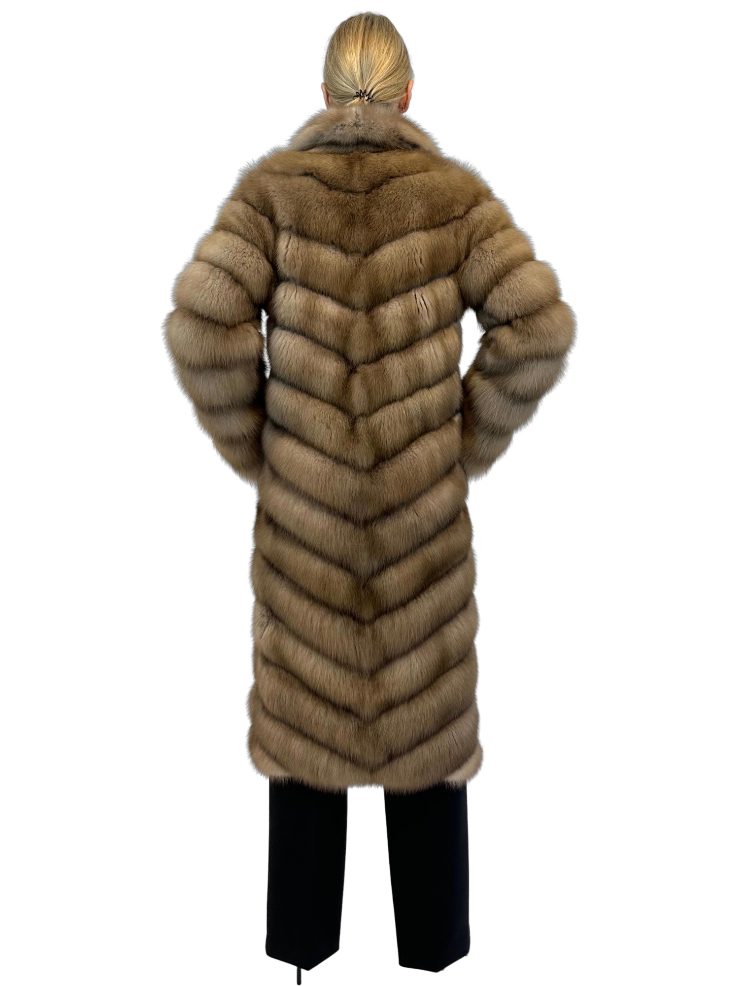 Liska Long-sleeved Fur In Brown