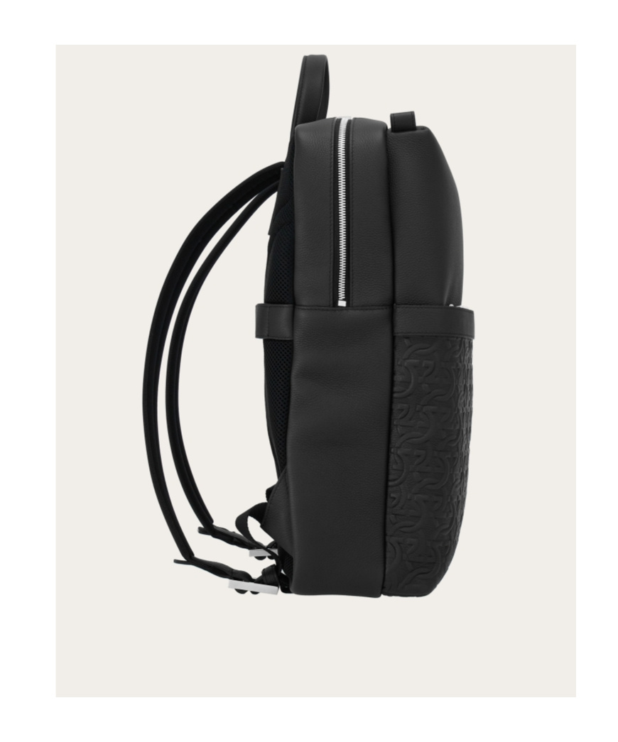 Ferragamo Gancini-debossed Leather Backpack In Black
