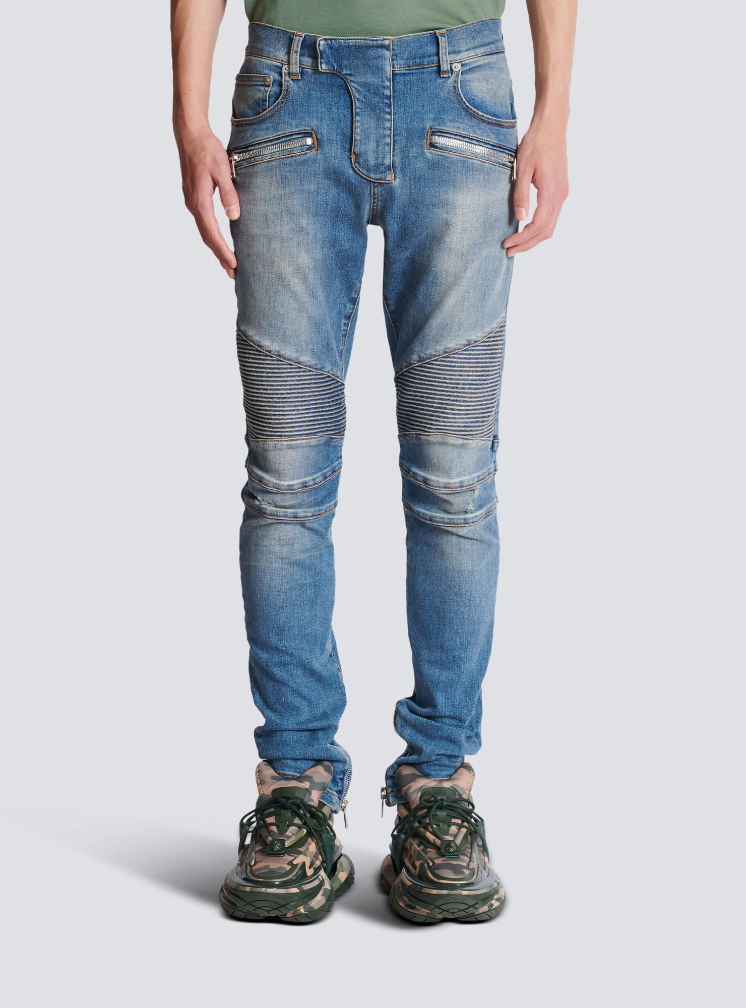Balmain Slim Fit Jeans For Men In Gray