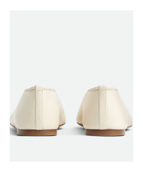 Bottega Veneta Almond Toe Flat Sole Ballerina Shoes In Pink