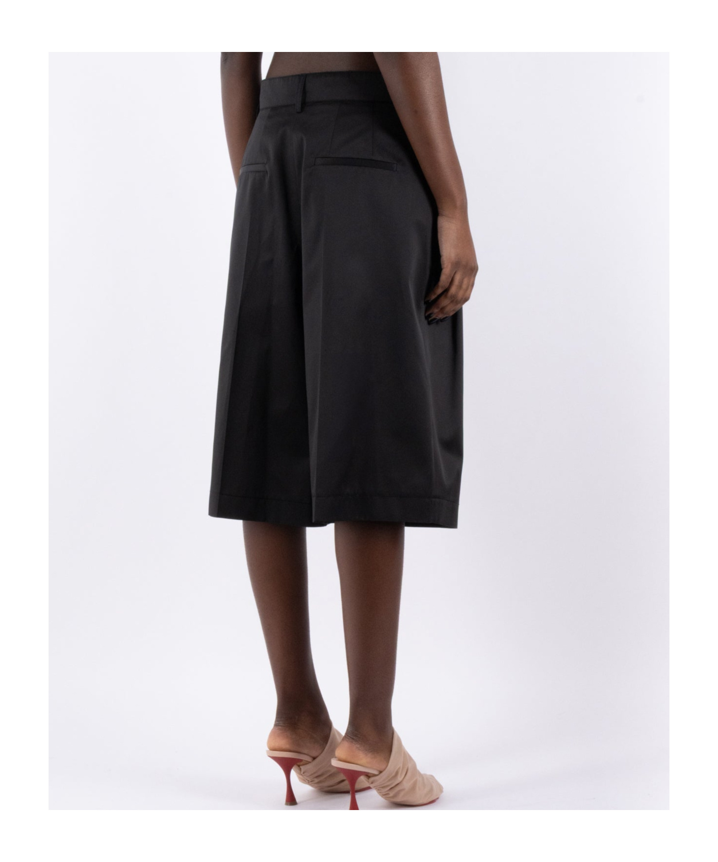 Marni Shorts Inco Tone In Black
