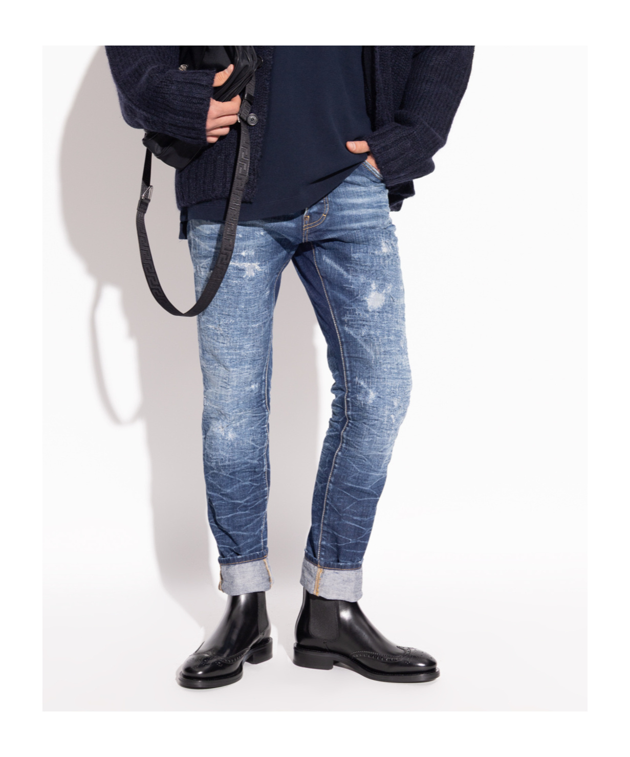 Dsquared2 Round Toe Boots In Black