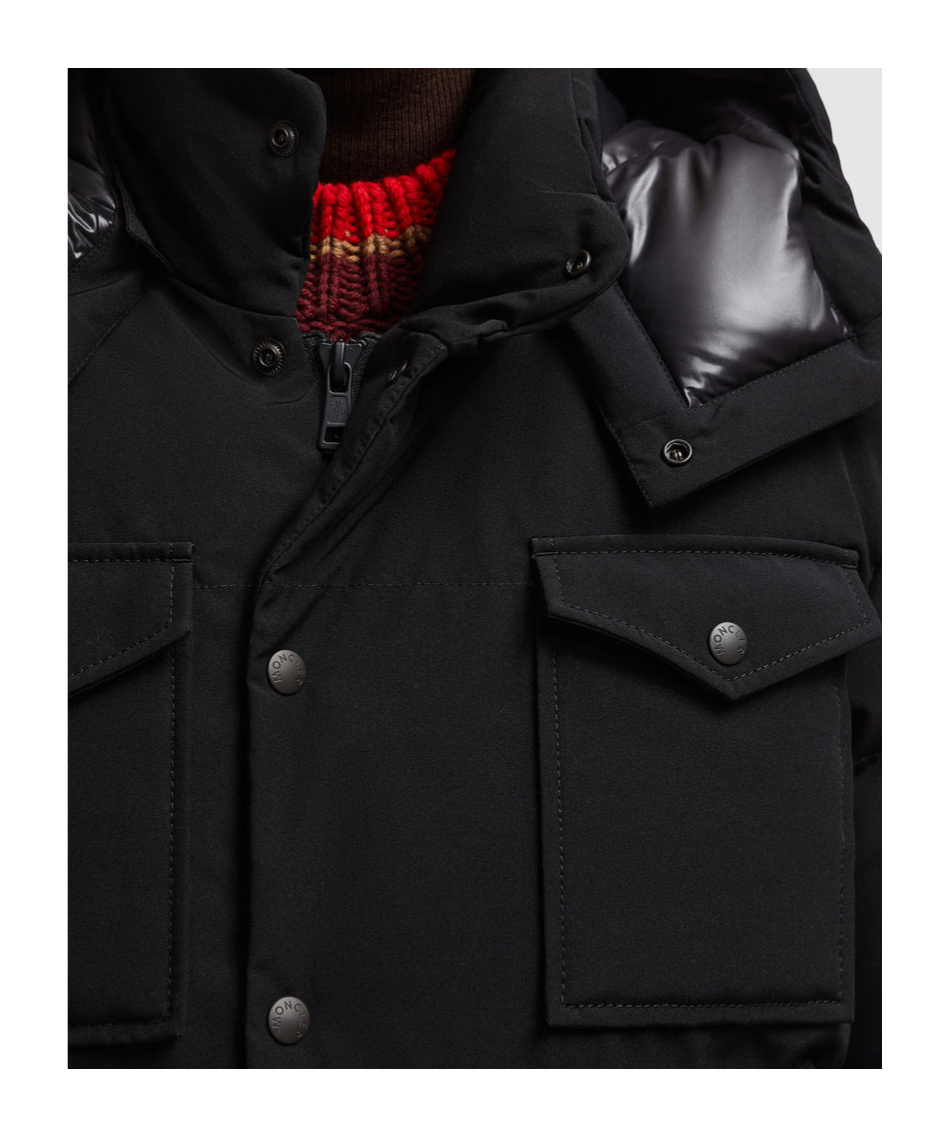 Moncler Doudoune Courte Fornas In Black