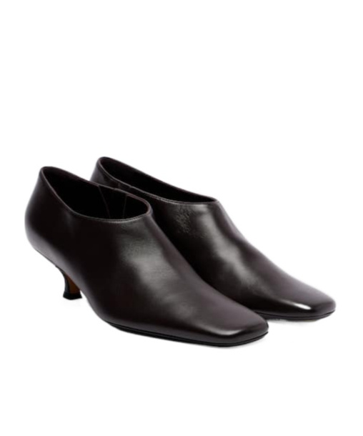 Calvin Klein Anna Leather Pumps In Black