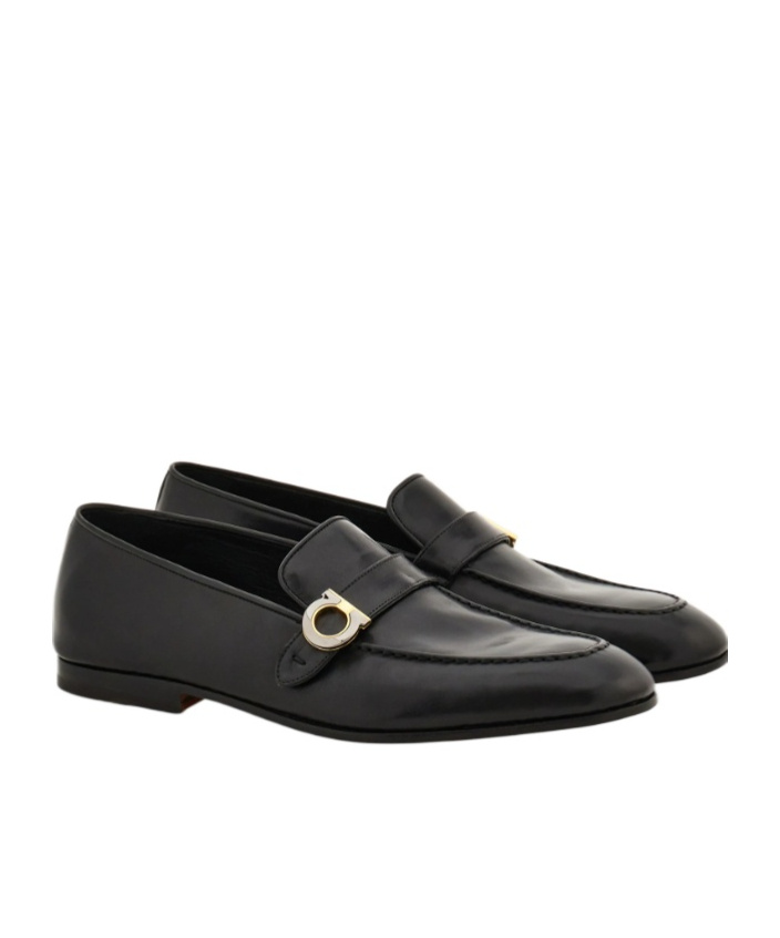 Ferragamo Tramezza Loafer With Gancini Ornament In Black