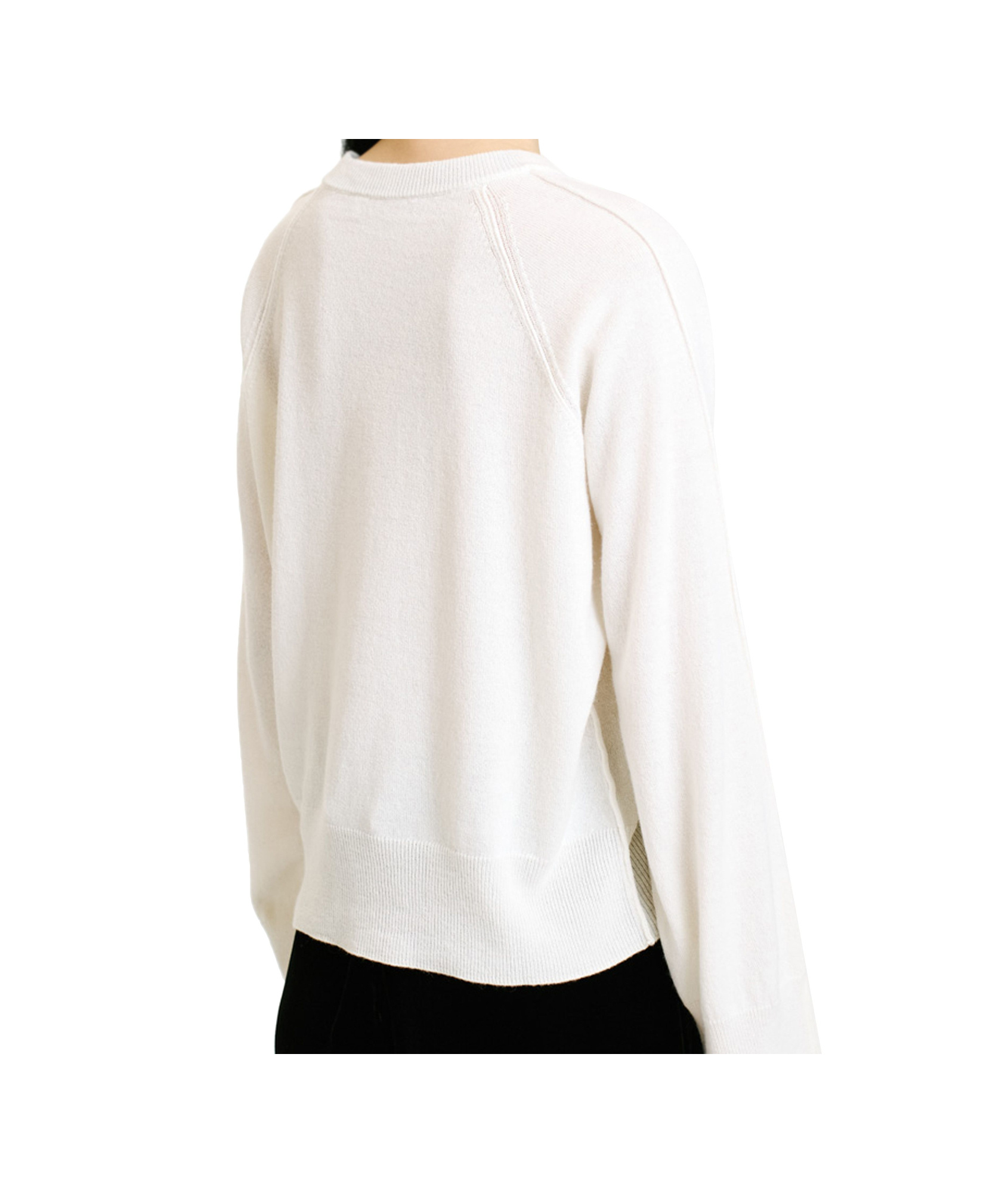 Momoní Long Sleeve Sweater In White