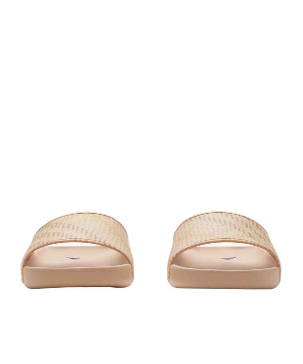 Burberry Waterproof Round Toe Slippers In Nude