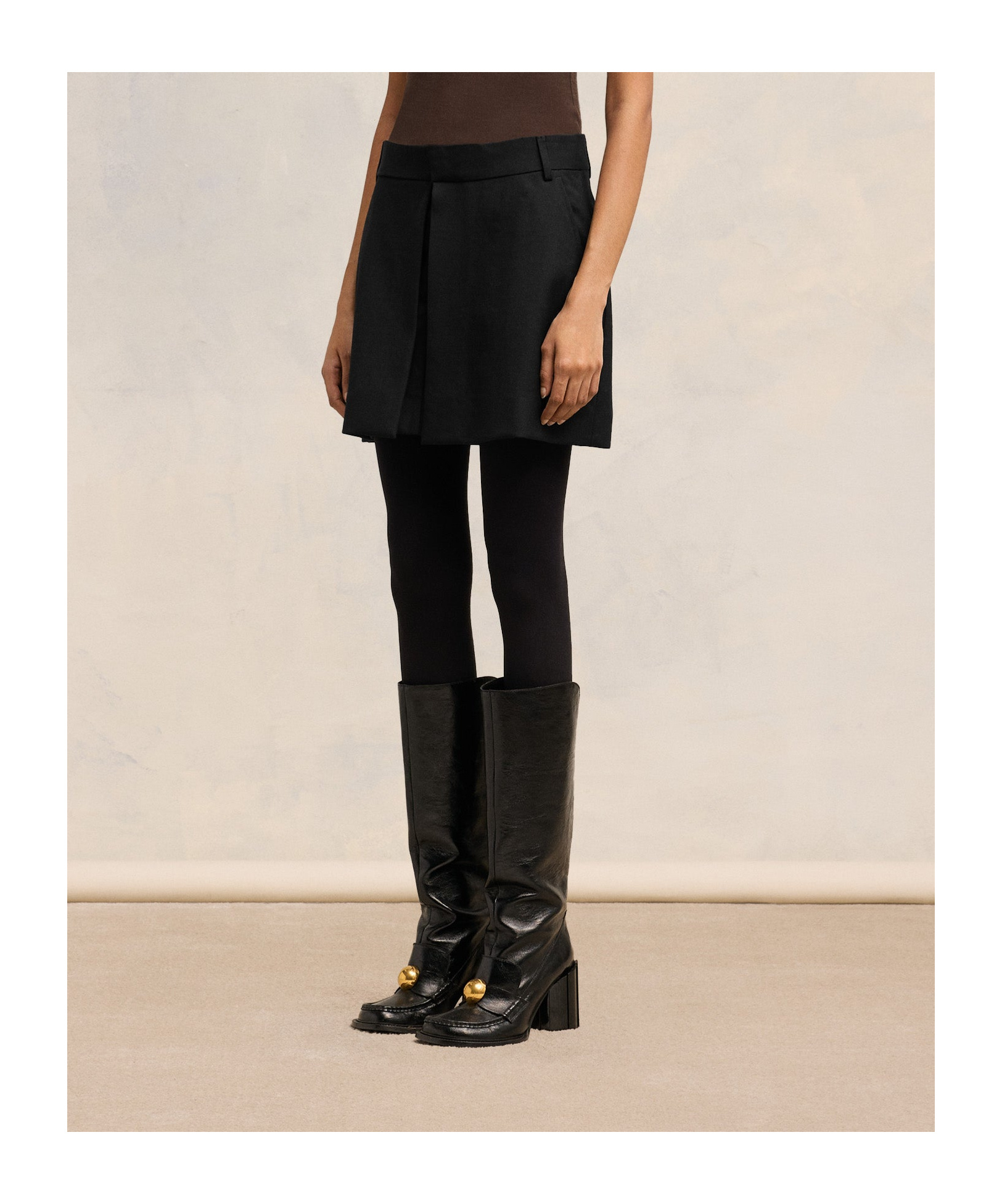 Ami Alexandre Mattiussi Ami Paris Concealed-fastened Mini Skirt In Black