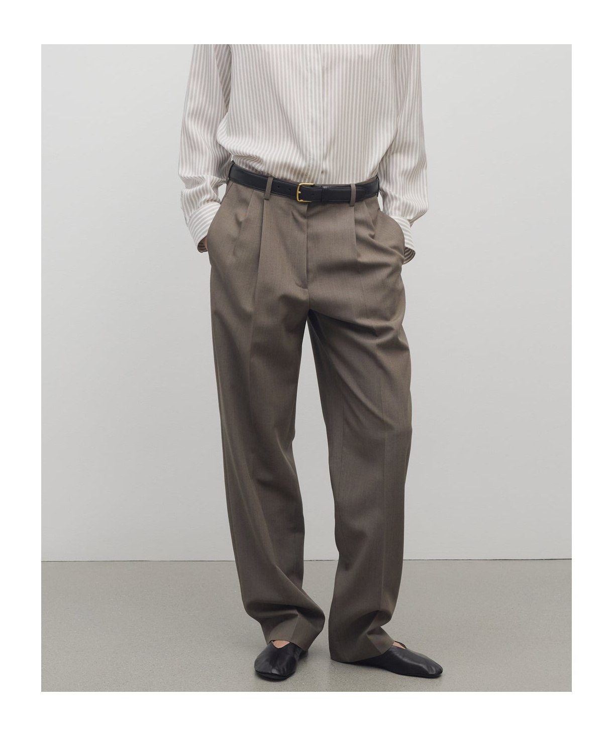 The Row Bryce Pant In Wool And Silk In Gray