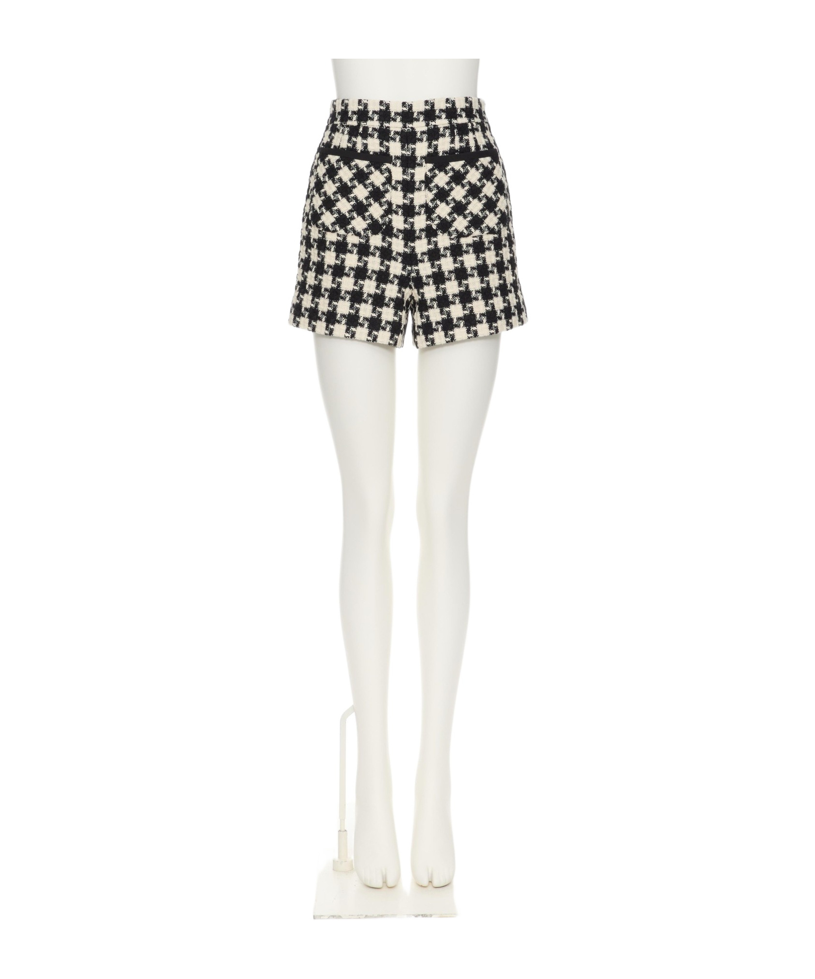 Valentino Womens Avorio Nero Houndstooth High-rise Tweed Woven Shorts In White