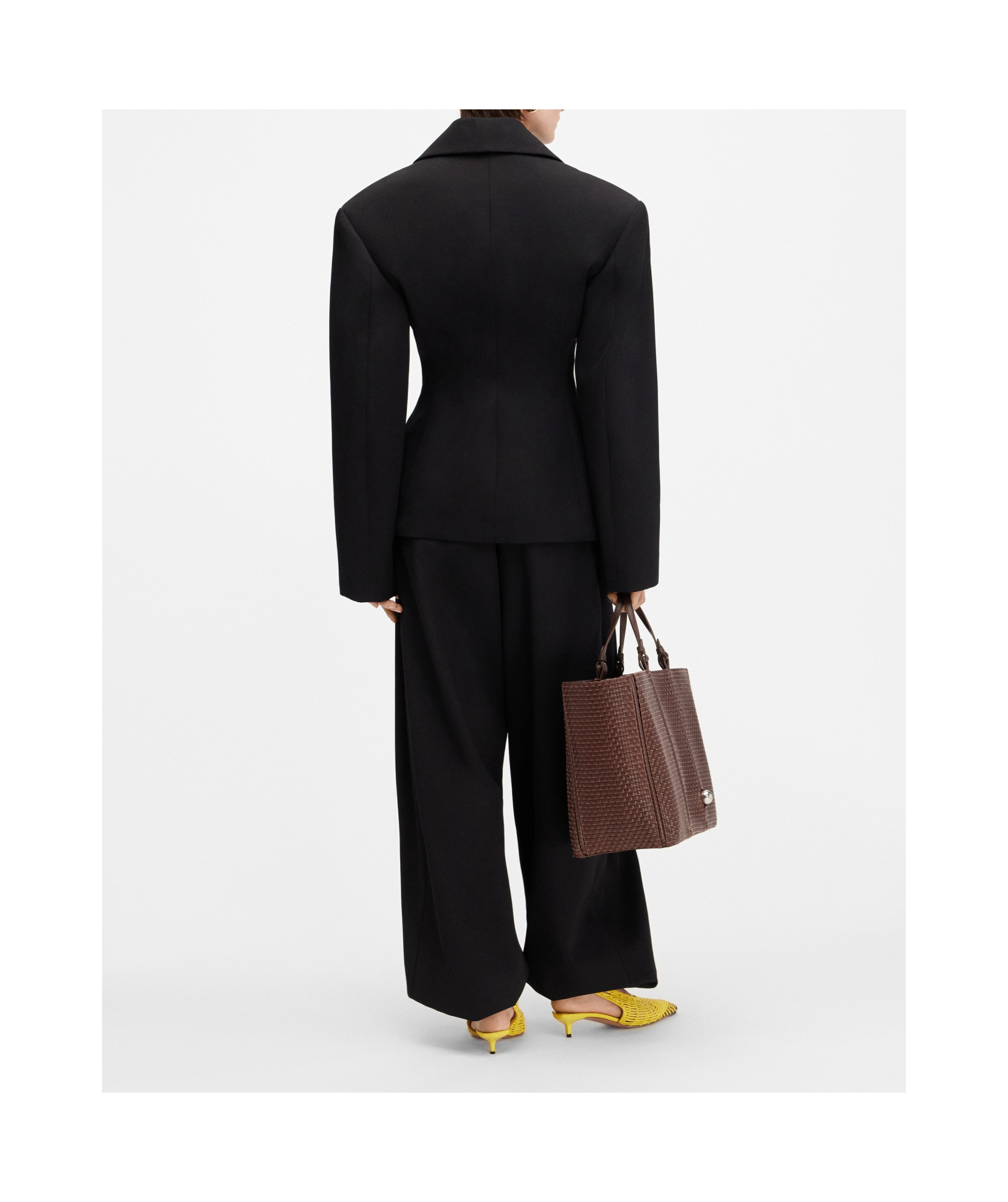 Jacquemus Structured Wool Jacket Exaggerated Shoulders In Black