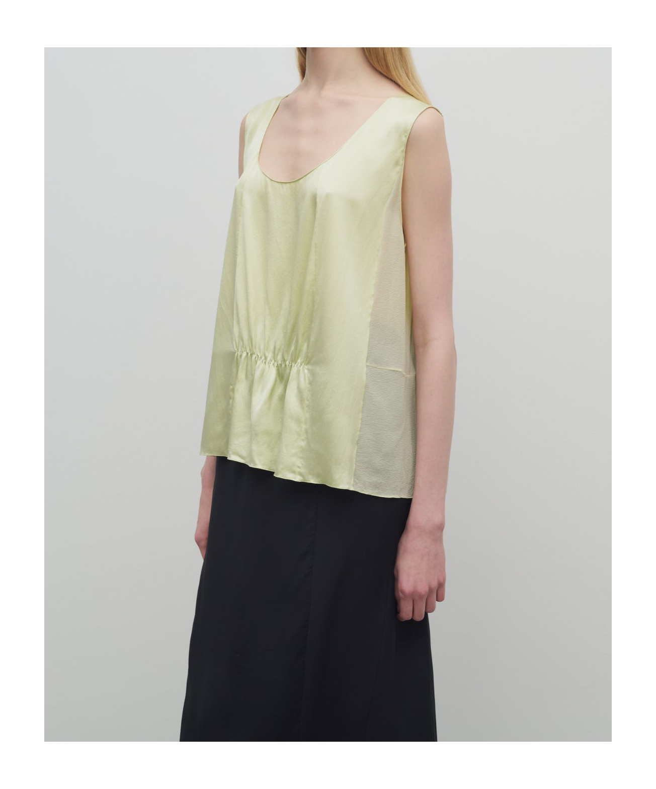 The Row Dinara Boxy Silk Top In Green