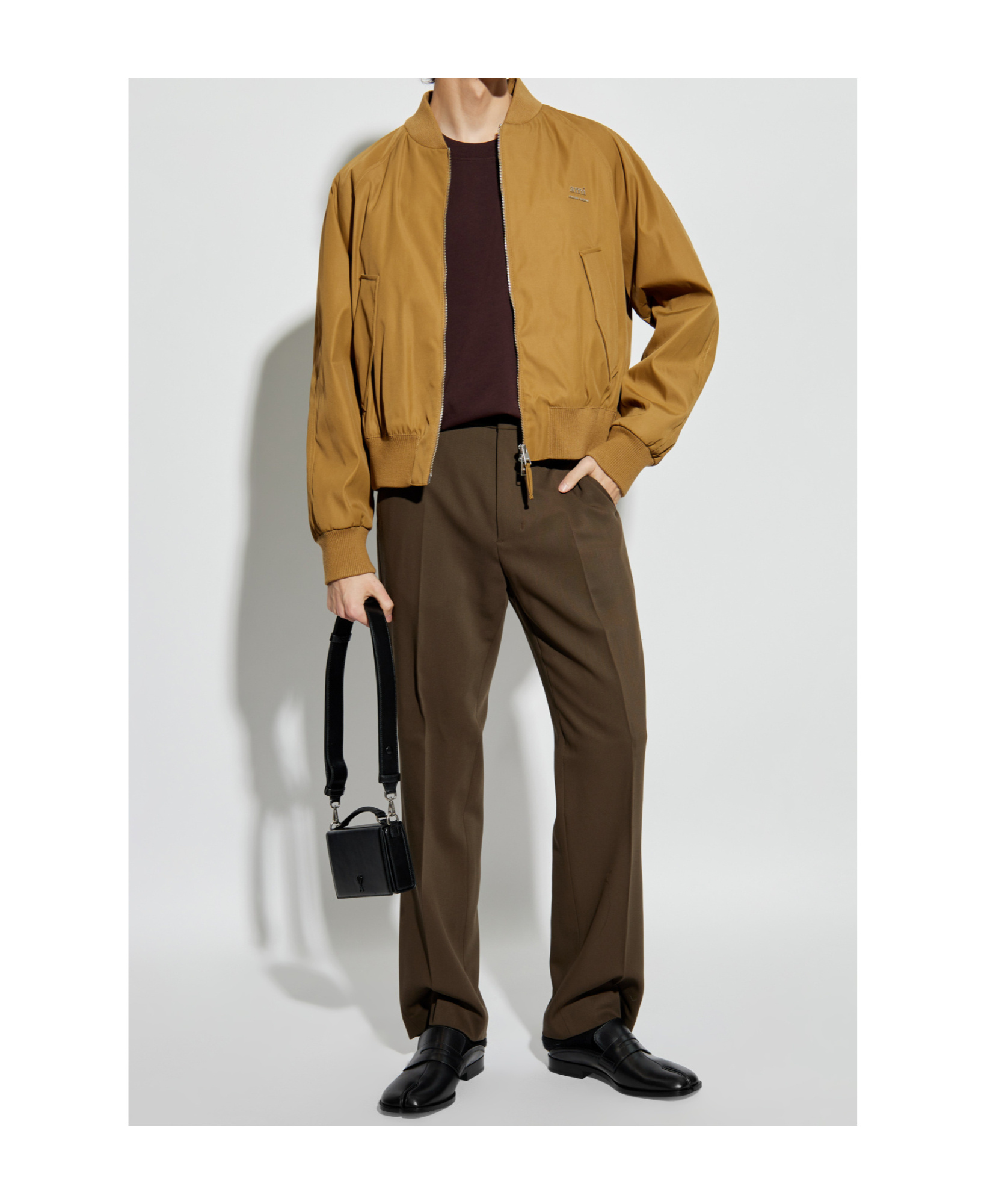 Ami Alexandre Mattiussi Belt-loop Casual Pants In Green