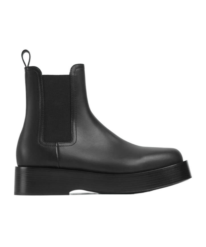 Shop Bottega Veneta Round-head Short Boots In Black