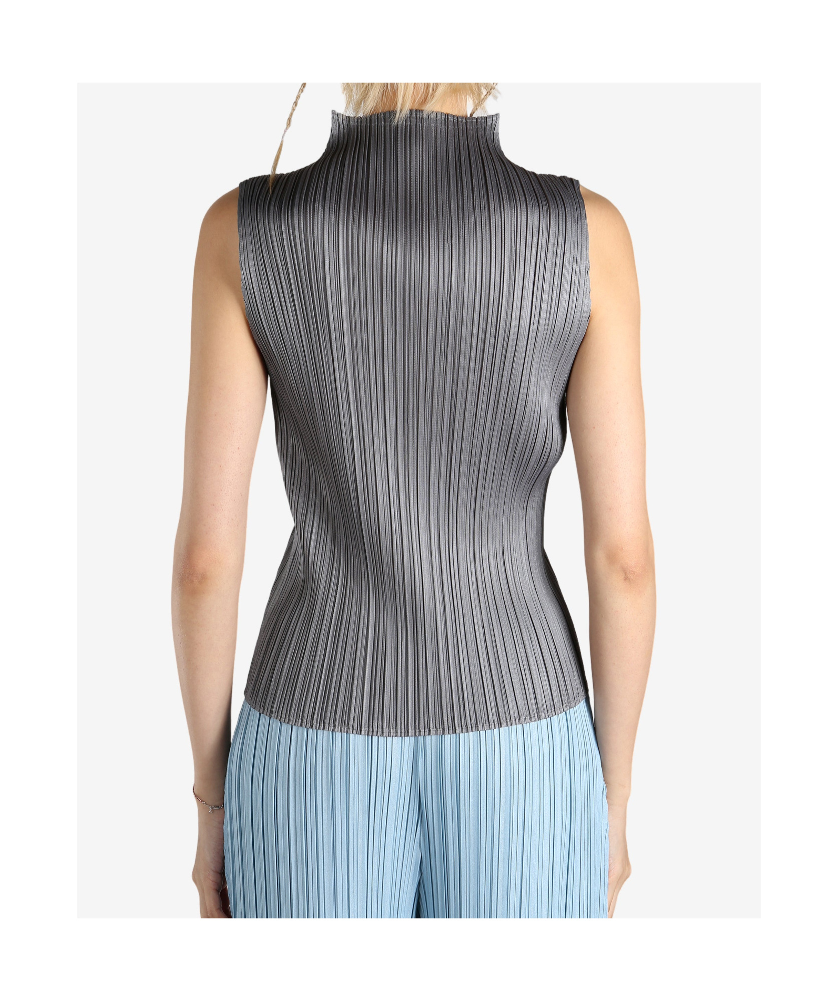 Issey Miyake Basic Pleated Pullover