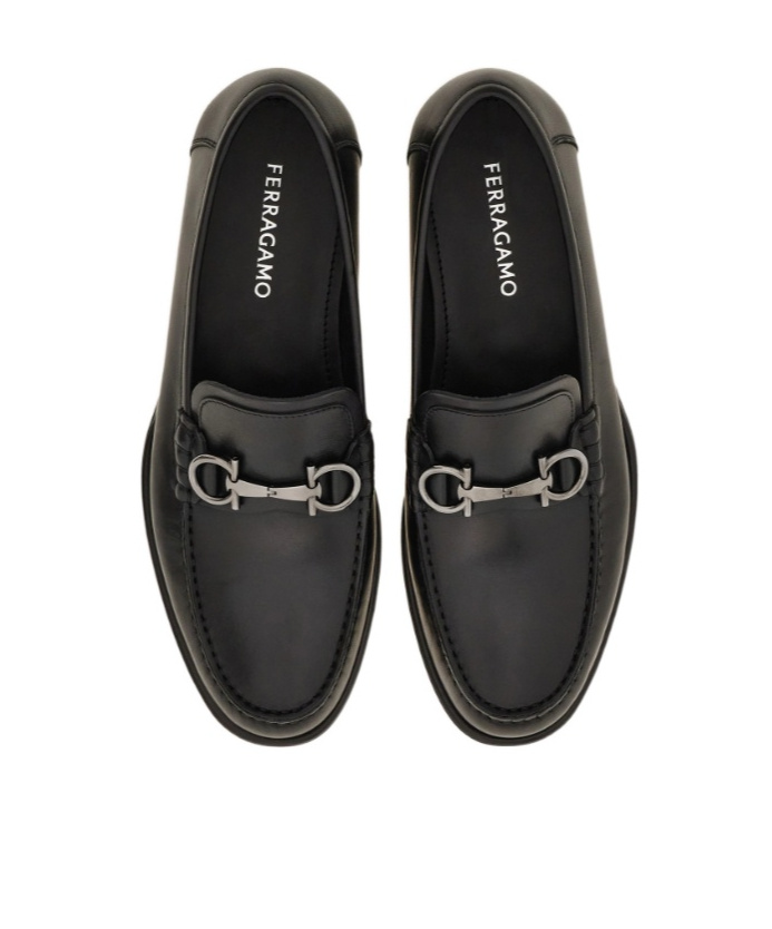 Ferragamo Loafer With Gancini Buckle In Black