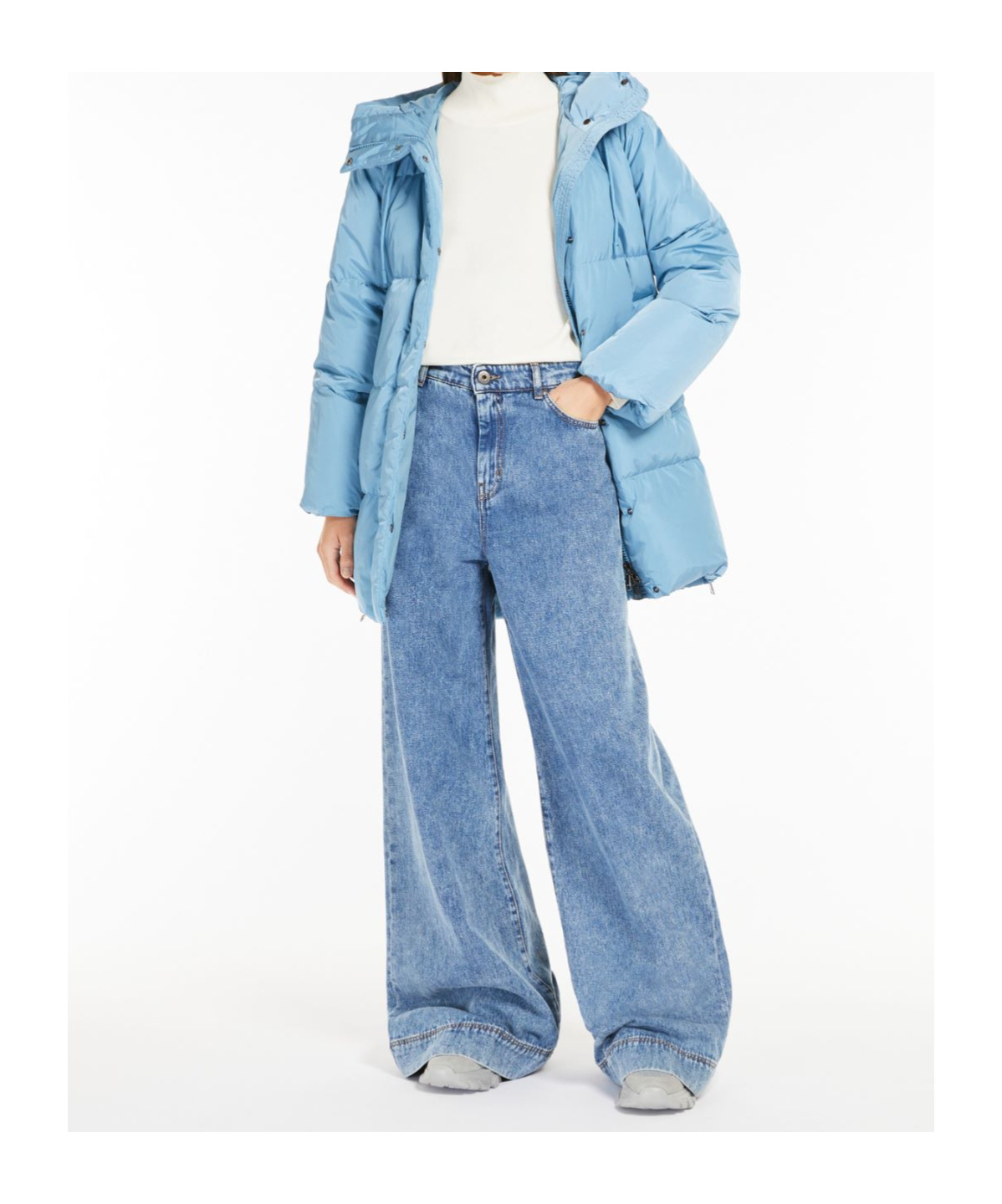 Weekend Max Mara Long-sleeved Down Jacket In Blue