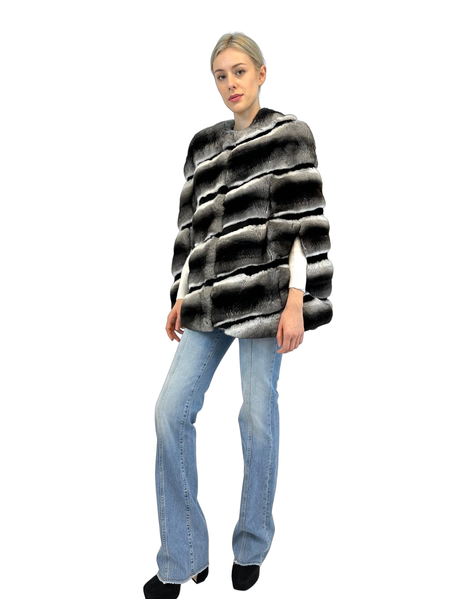 Liska Round-necked Fur In Black